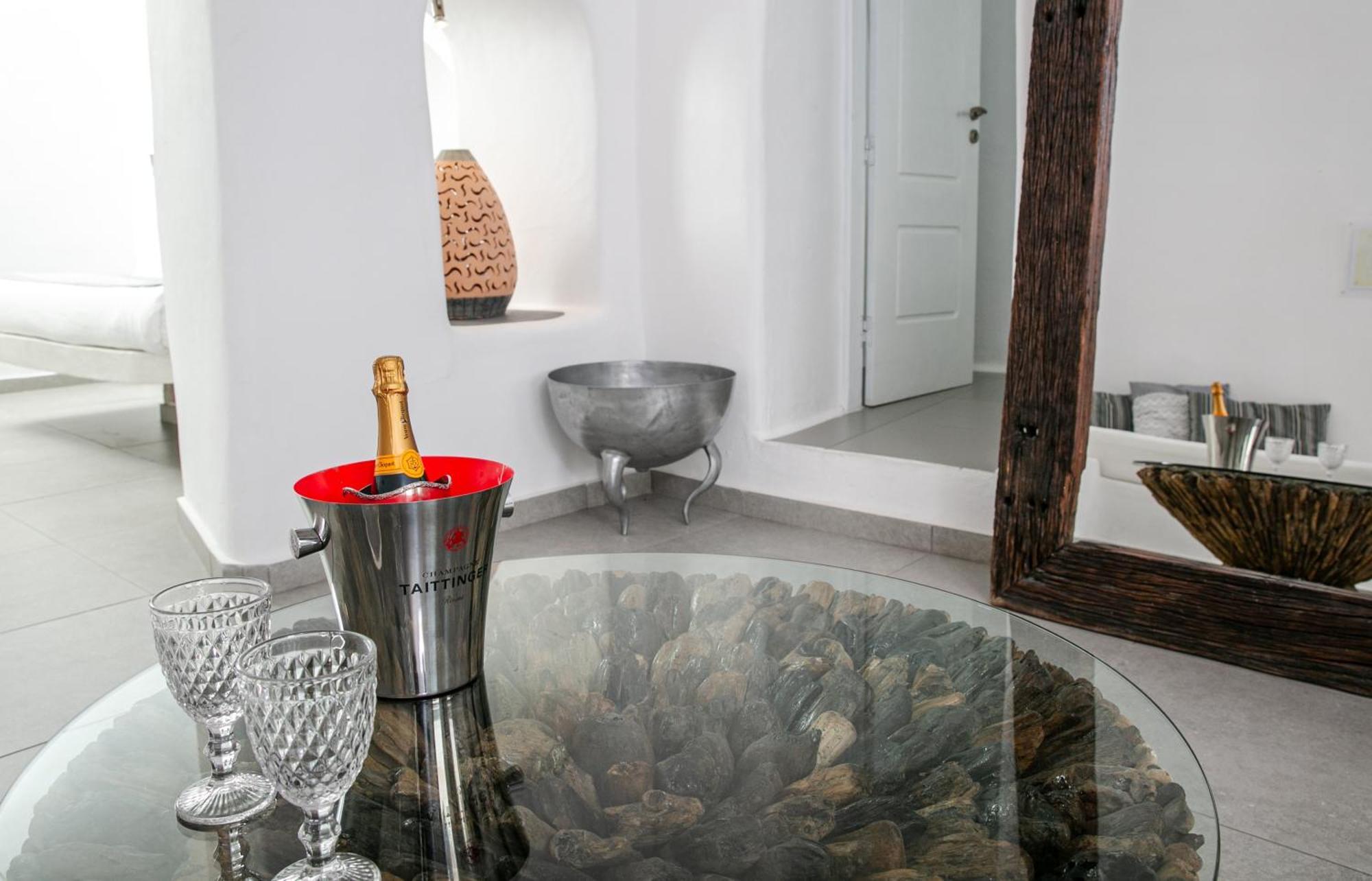 Vogue Suites Oia  Exterior foto